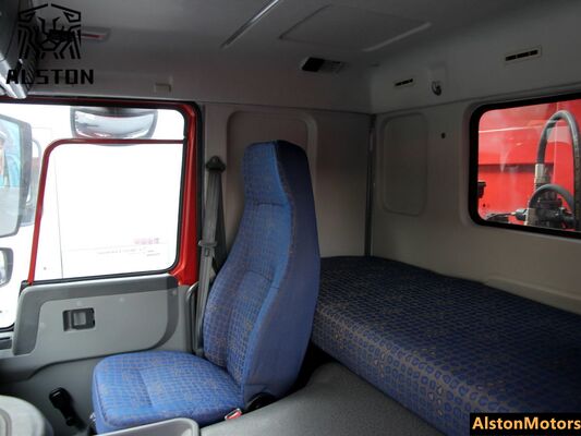 Une nouvelle camionnette Sinotruk Howo 8x4 336HP à vendre en RDC