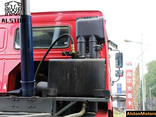 Nouveau camion de décharge Sinotruk Howo 6x4 340HP à vendre au Nigéria.