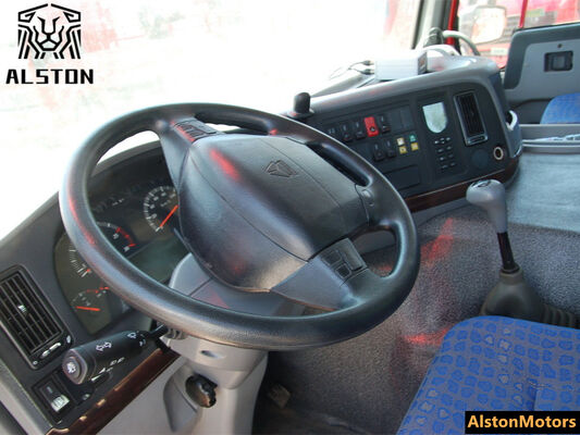 Nouveau Sinotruk HOWO 290HP 4×2 tête de tracteur à cabine plate à vendre au Nigeria